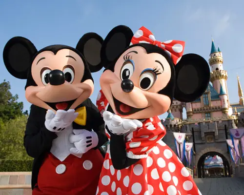 Special Valentines Day Menus Available at Disneyland Restaurants