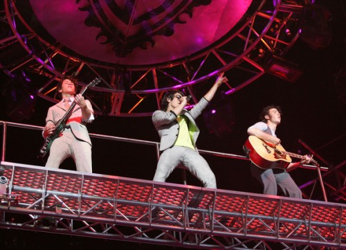 Jonas Brothers Summer Tour Update!