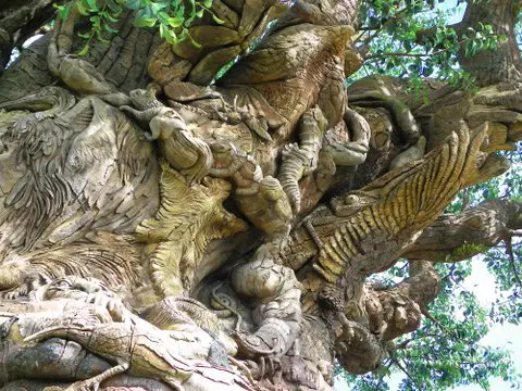 Best Things I Love About Disney – The Tree Of Life