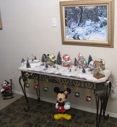A Very Merry Disney Christmas…at Home!