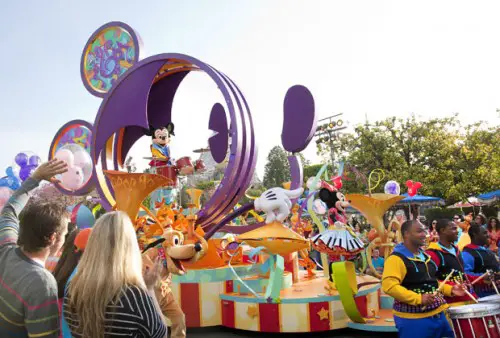 ‘Mickey’s Soundsational Parade’ Celebrates Music in Motion at Disneyland Park