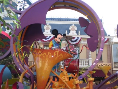 Review: Mickey's Soundsational Parade is a Blast!