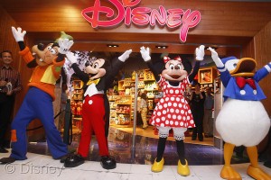 Walt Disney World & Disney Store Bring Disney Magic to San Juan, Puerto Rico With Fun-Filled Family Events Oct. 7-8, 2011