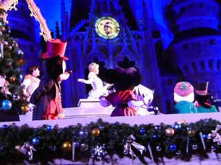 Mickey's Very Merry Christmas Party Review