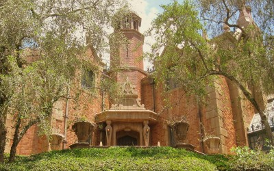 Capturing Disney in Pictures: Haunted Mansion, Florida Style
