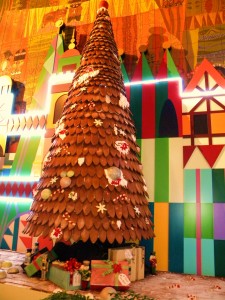 Capturing Disney in Pictures: 9th Day of Christmas at the Contemporary's Gingerbread Tree