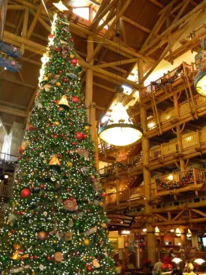 Capturing Disney in Pictures: 6th Day of Christmas at Wilderness Lodge