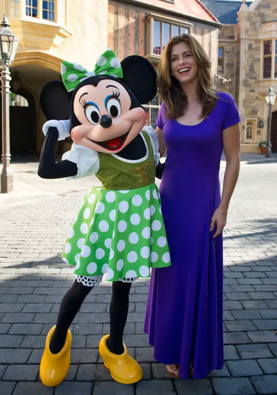 Kathy Ireland with Minnie Mouse in the United Kingdom Pavilion at Epcot