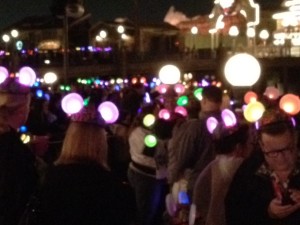 New Interactive Mickey Ears Let Guests Light the Night for After-Dark Spectaculars at Disney California Adventure Park