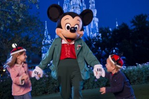 Walt Disney World Resort at Holidaytime Unwraps Festive Traditions