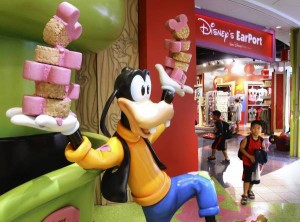 Disney's Stores' Rent At Airport Reduced By New Contract