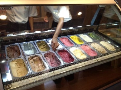 Ice cream & Sorbet Choices at L’Artisan des Glaces Sorbet and Ice Cream Shop