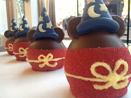 Candy apples from Candy Palace on Main Street