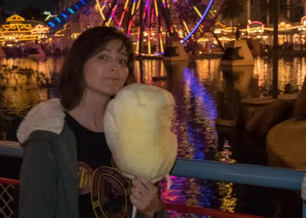 Dole Whip Cotton Candy…. Whaaaa?? A Review