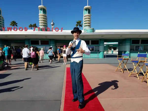 Disney's Hollywood Studios Entrance Featuring Citizens of Hollywood