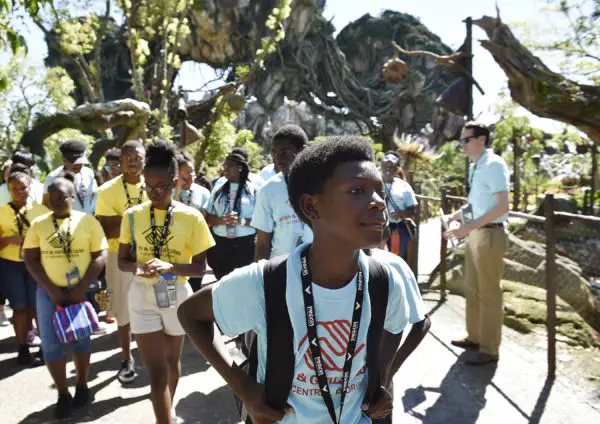 Local Boys and Girls Clubs Enjoyed a Special Preview of Pandora - The World of Avatar