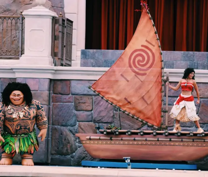 Maui from "Moana" Made His First Appearance at Shanghai Disneyland