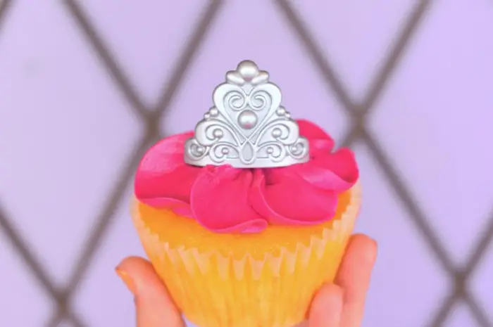Royal Cupcake
