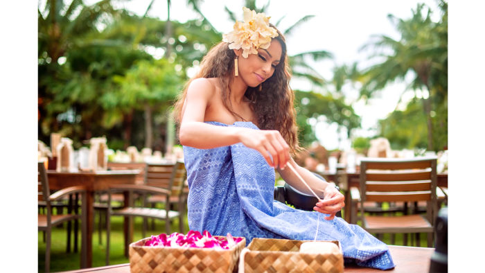 Aulani Lu'au Offers Arts and Crafts Participation Before The Show