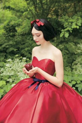 Japanese Company Unveils New Disney Wedding Dresses