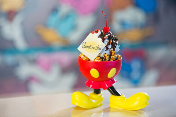 Disney Fantasy's Sweet on You Celebrates Mickey and Minnie