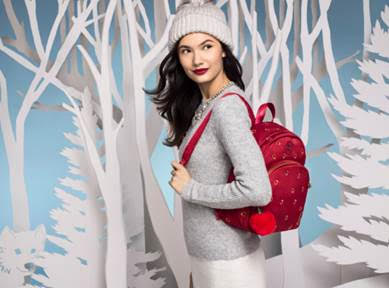 Limited Edition Kipling Snow White and the Seven Dwarfs Holiday 2017 Collection