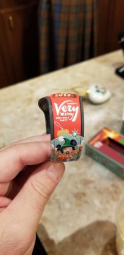 Check Out the New Mickey's Very Merry Christmas Party MagicBand