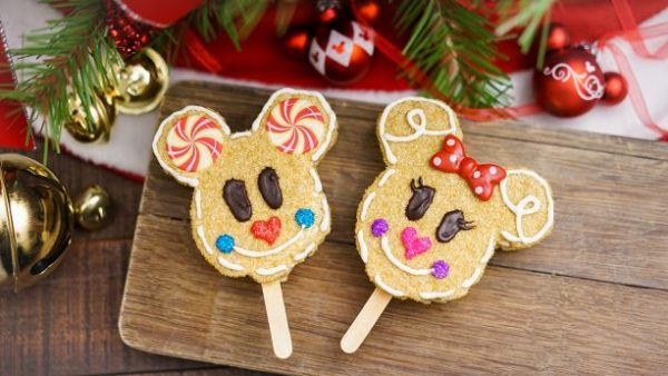 The Holidays Are Full Of Sweet Treats At The Disneyland Parks