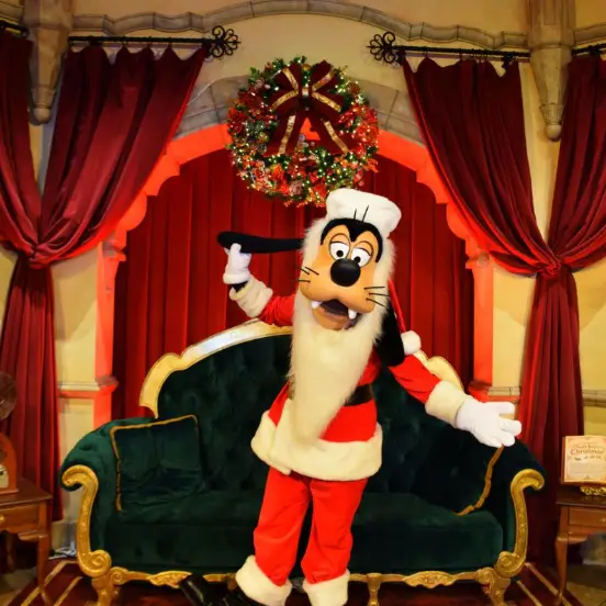 Santa Goofy is at Hollywood Studios