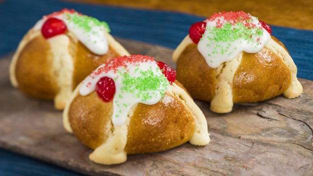 Wow Your Christmas Party Guests With Disney's DIY Kings Bread Recipe