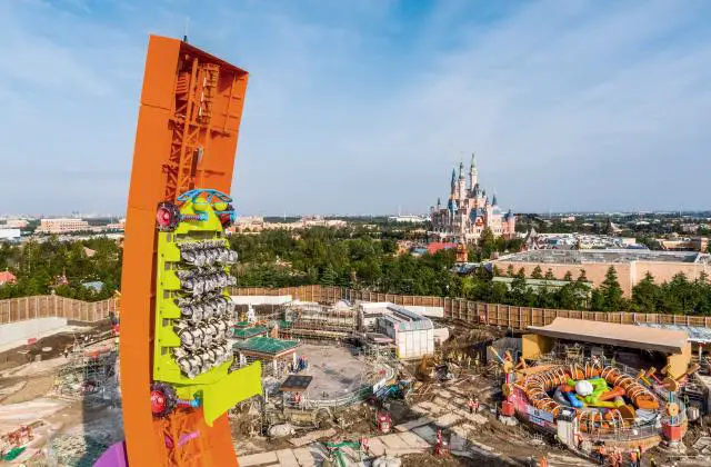 Rex and Trixie Arrive At Toy Story Land in Shanghai Disneyland