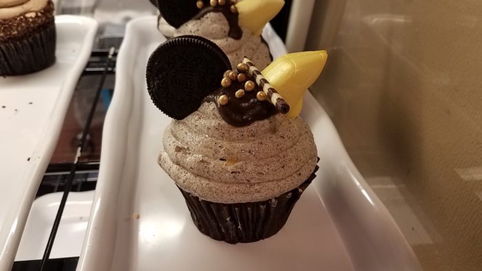 New Monorail Cupcake Is A Delicious Cookies and Cream Tribute
